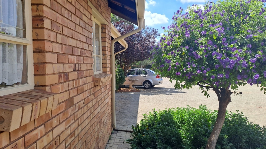 3 Bedroom Property for Sale in Fleurdal Free State